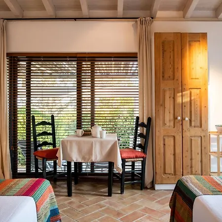 Altanure Casa Terra - Ecological & Retreats * تافيرا